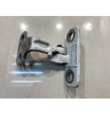 Петля двери (передняя, левая, верхняя)