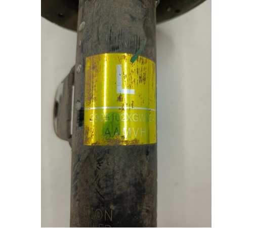 Амортизатор подвески передний левый в сборе