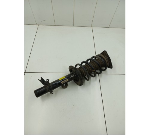 Амортизатор подвески передний левый в сборе