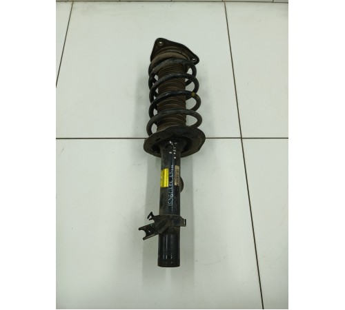 Амортизатор подвески передний левый в сборе