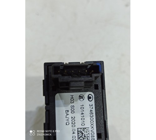 Кнопка стеклоподъемника (задняя левая)