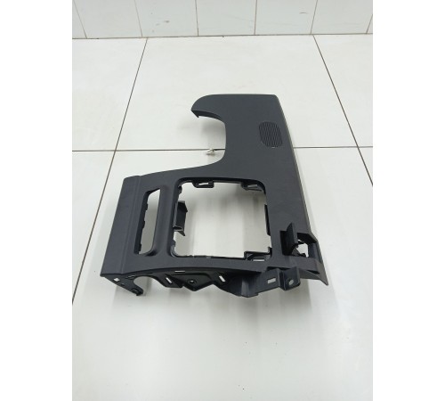 Накладка торпедо левая нижняя