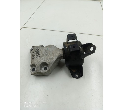 Опора двигателя левая