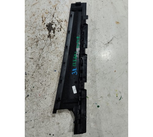 Накладка двери задняя правая