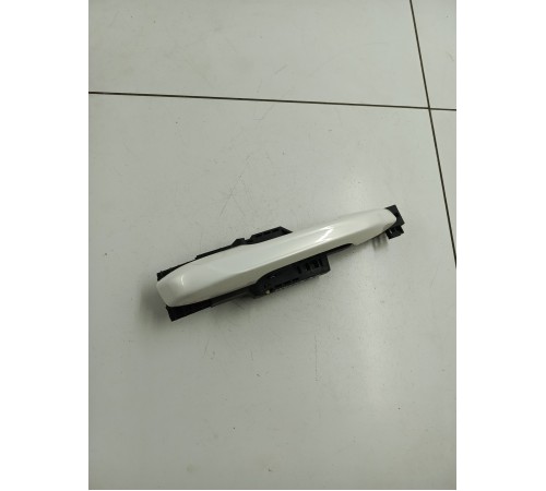 Ручка двери задняя правая наружная