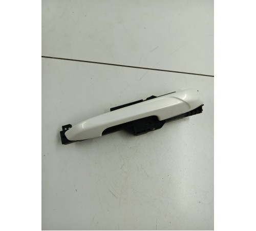 Ручка двери задняя правая наружная