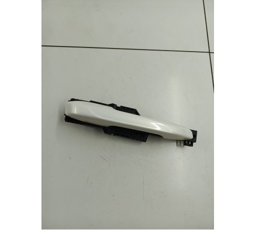 Ручка двери задняя правая наружная