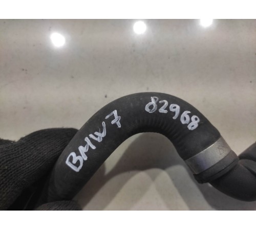 Патрубок системы охлаждения