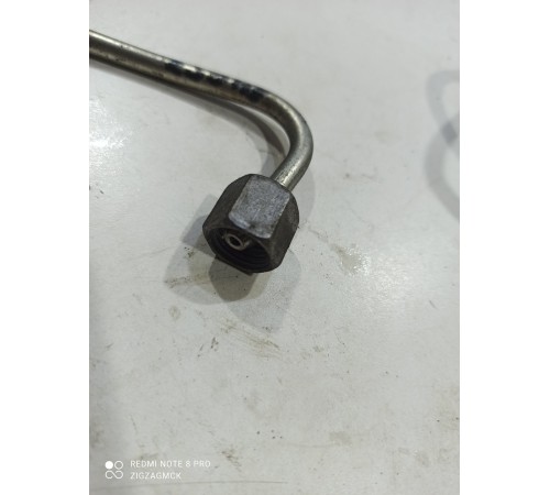 Трубка топливная