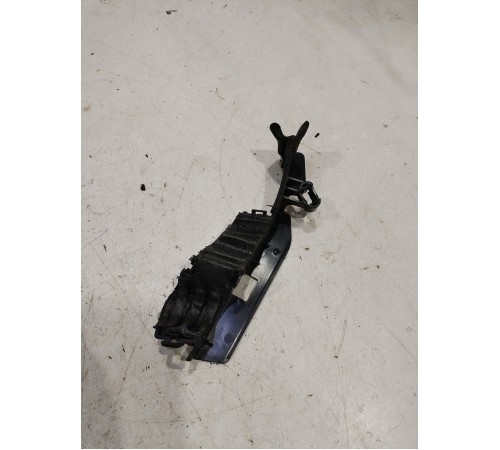 Кабель канал передний левый