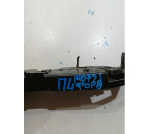 Кронштейн переднего бампера левый