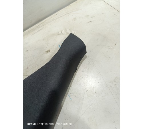 Обшивка багажника задняя левая