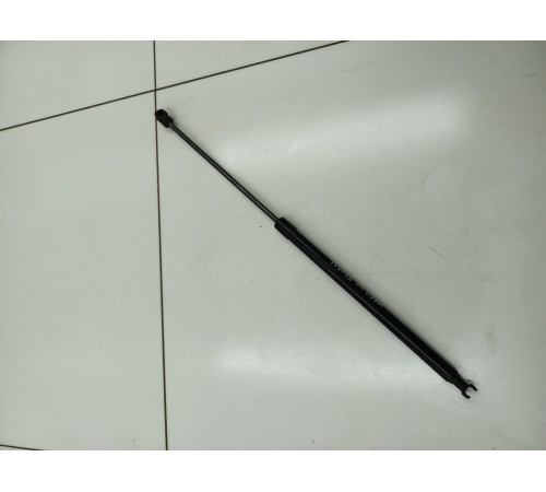 Амортизатор двери багажника левый