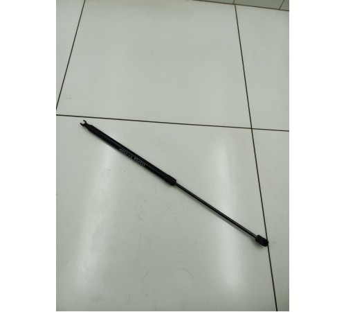 Амортизатор двери багажника левый