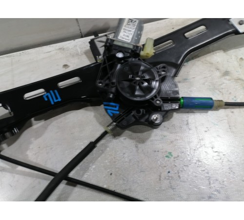 Стеклоподъёмник двери передний левый