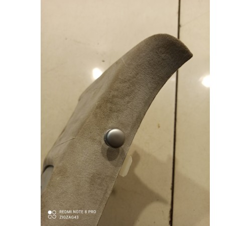 Обшивка центральной стойки(правая верхняя)