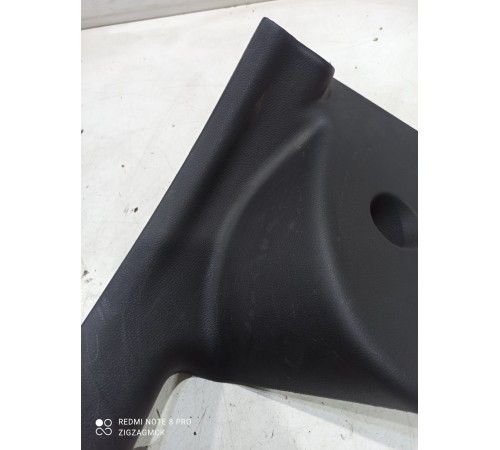 Накладка порога (задняя правая)