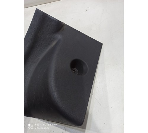 Накладка порога (задняя правая)