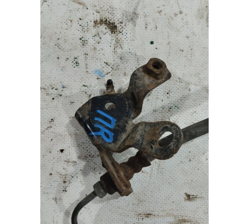 Тормозной шланг передний правый