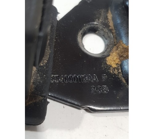 Ответная часть замка багажника