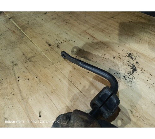 Стабилизатор задний