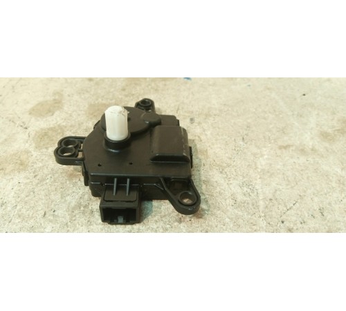 Моторчик привода заслонок отопителя