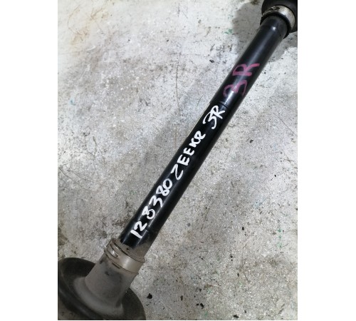 Привод (полуось) задний правый