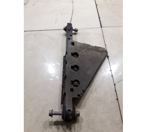 Рычаг подвески(задний правый) продольный