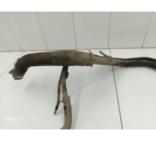 Горловина топливного бака