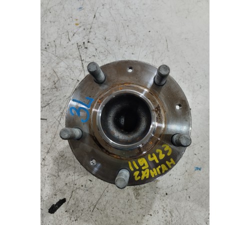 Ступица задняя левая