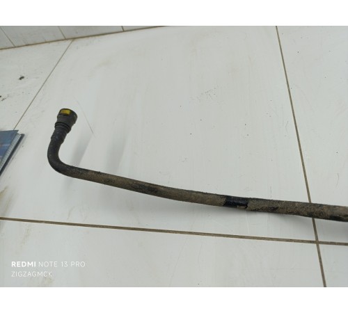 Горловина топливного бака