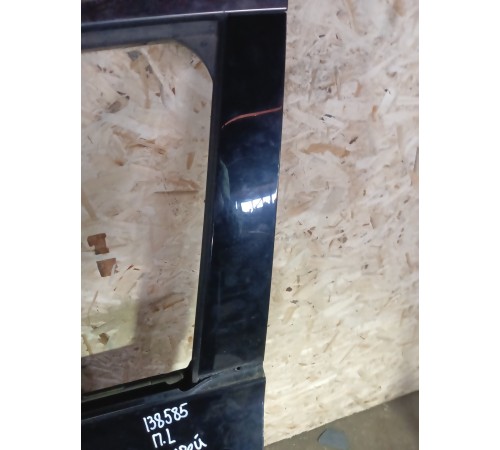 Дверь передняя левая