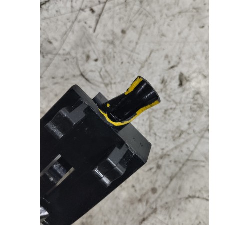 Ручка открывания капота