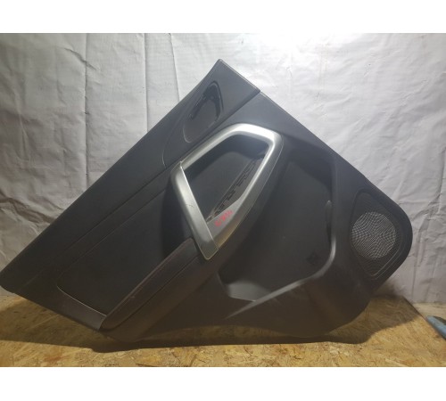 Обшивка двери задняя левая