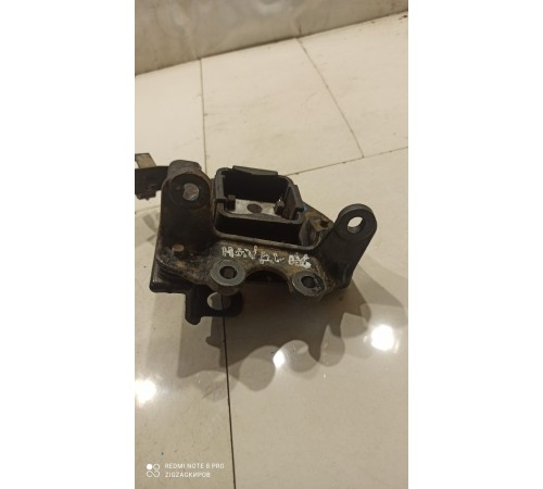 Опора двигателя левая