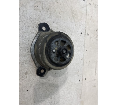 Опора двигателя левая