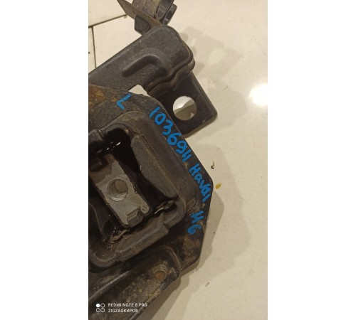 Опора двигателя левая