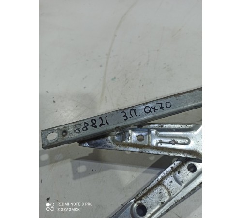 Стеклоподъемник (задний правый)