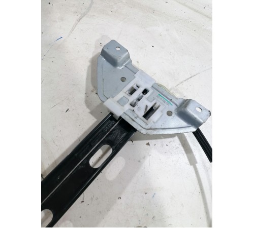 Стеклоподьемник,задний правый