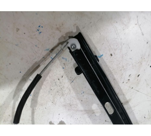 Стеклоподьемник,задний правый