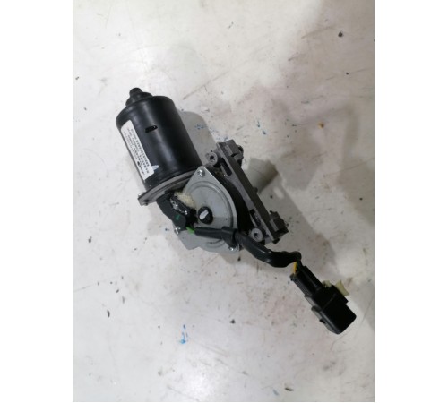 Моторчик трапеции стеклоочистителей лобового стекла