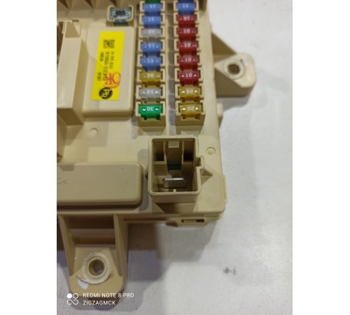 Блок предохранителей и реле