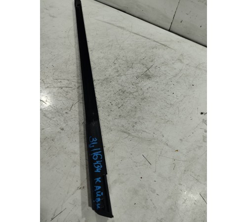 Молдинг стекла задний левый