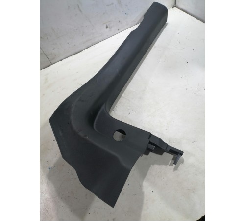 Накладка порога левпя передняя