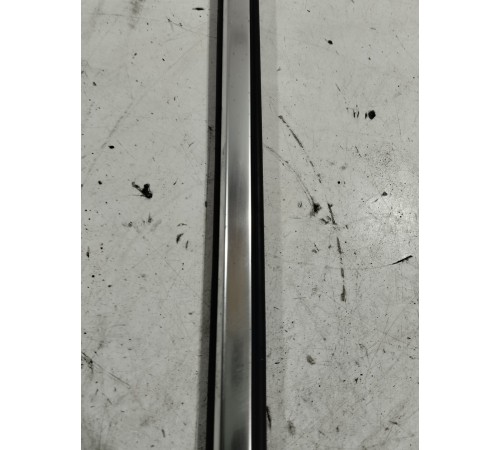 Уплотнитель стекла (задний левый наружный)