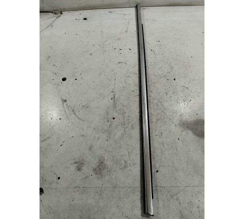 Уплотнитель стекла (задний левый наружный)