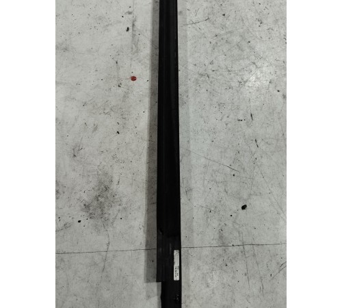 Уплотнитель стекла (задний левый наружный)