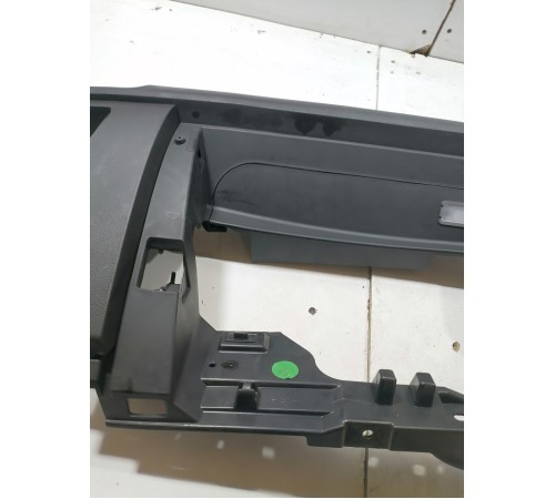 Накладка торпедо правая нижняя под бардачок