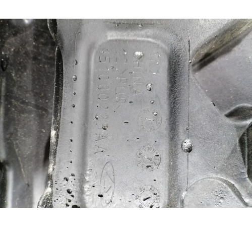 Декоративная накладка на двигатель