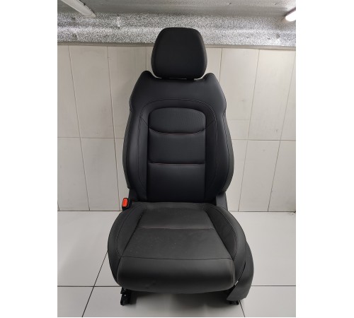 Сиденье переднее левое